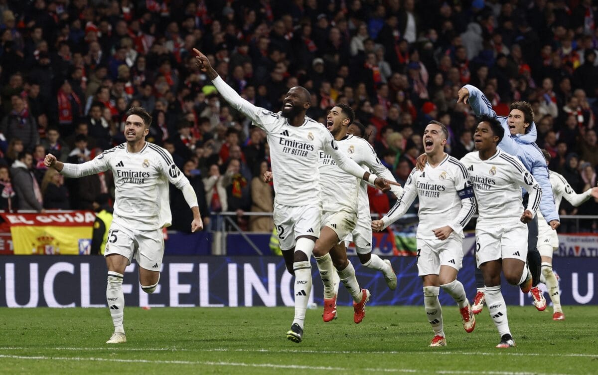 Real Madrid loại kịch tính Atletico: Vào tứ kết Champions League, pha trượt chân định mệnh của Alvarez- Ảnh 1. Real Madrid loại kịch tính Atletico: Vào tứ kết Champions League, pha trượt chân định mệnh của Alvarez- Ảnh 1.