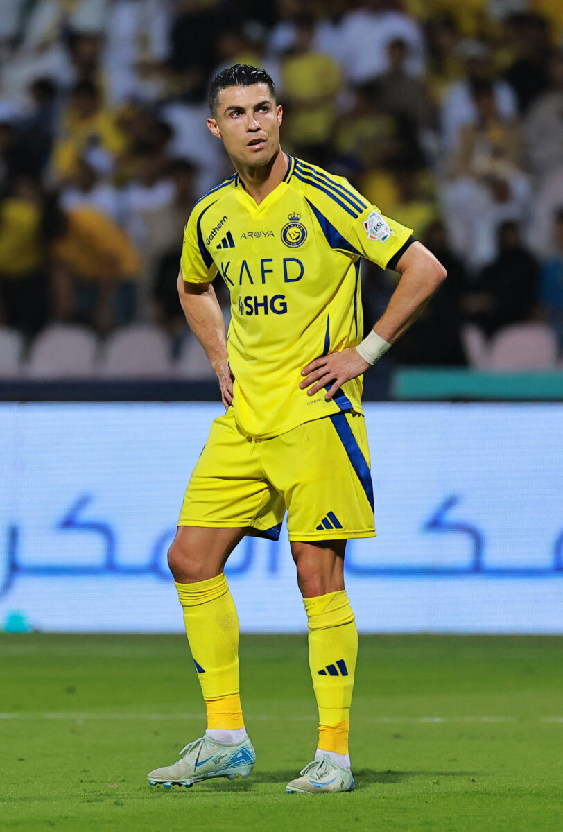 Messi hé lộ góc khuất về cuộc sống tại Mỹ, Ronaldo rời xa cuộc đua vô địch- Ảnh 3. Messi hé lộ góc khuất về cuộc sống tại Mỹ, Ronaldo rời xa cuộc đua vô địch- Ảnh 3.