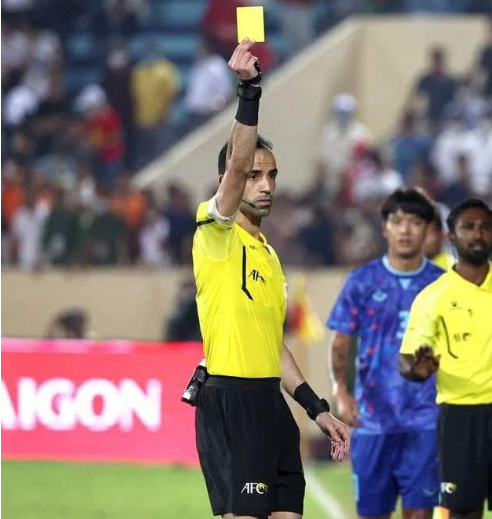 Danh tính trọng tài bắt trận Việt Nam gặp Lào: Phải cẩn thận, vua thẻ đỏ đấy…- Ảnh 1. Danh tính trọng tài bắt trận Việt Nam gặp Lào: Phải cẩn thận, vua thẻ đỏ đấy…- Ảnh 1.