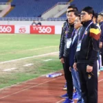 Nóng: Lý Đức chấn thương gối nguy cơ lỡ SEA Games, HAGL bức xúc sân Mỹ Đình Nóng: Lý Đức chấn thương gối nguy cơ lỡ SEA Games, HAGL bức xúc sân Mỹ Đình