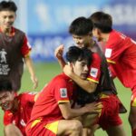 U.17 Việt Nam kiên cường vượt núi Phú Sĩ: Quyết thắng UAE, làm nên chiến tịch lịch sử U.17 Việt Nam kiên cường vượt núi Phú Sĩ: Quyết thắng UAE, làm nên chiến tịch lịch sử