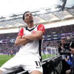 Arsenal, Liverpool và MU nhận báo giá vụ Hugo Ekitike Arsenal, Liverpool và MU nhận báo giá vụ Hugo Ekitike