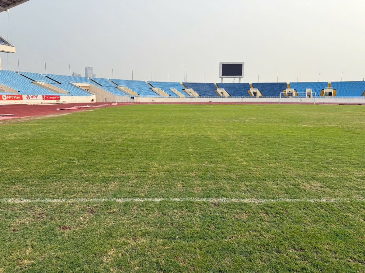 S&acirc;n Mỹ Đ&igrave;nh tho&aacute;t &lsquo;&aacute;n&rsquo; treo d&ugrave; cỏ vẫn &uacute;a, CLB Thể C&ocirc;ng Viettel chưa hết run- Ảnh 2.