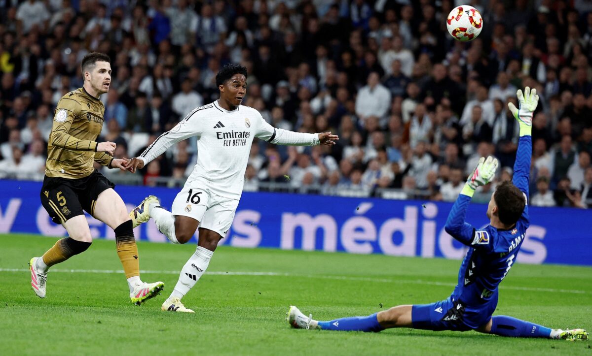 Người cũ gieo sầu cho M.U, HLV Amorim lâm nguy, Real Madrid thoát hiểm phút chót - Ảnh 3. Người cũ gieo sầu cho M.U, HLV Amorim lâm nguy, Real Madrid thoát hiểm phút chót - Ảnh 3.