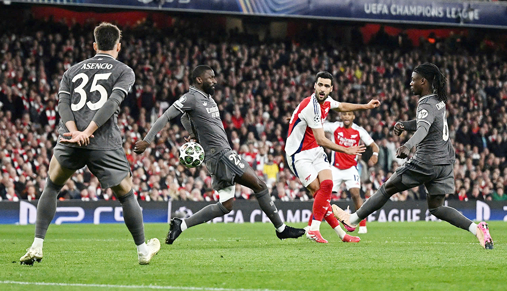 Champions League: Niềm tin có đủ giúp Real Madrid lật ngược thế cờ?- Ảnh 1. Champions League: Niềm tin có đủ giúp Real Madrid lật ngược thế cờ?- Ảnh 1.