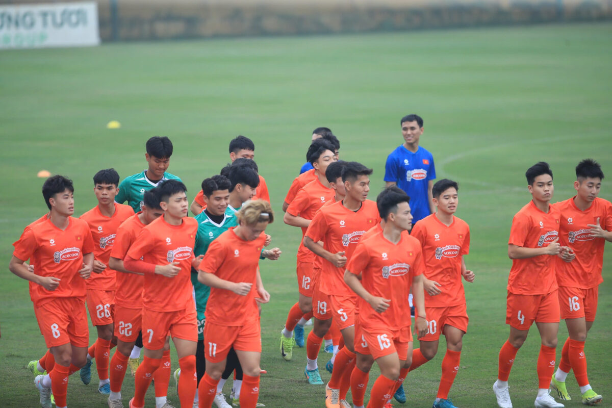 HLV Kim Sang-sik nên cẩn thận chuyện 'bó đũa' ở U.22 Việt Nam!- Ảnh 3. HLV Kim Sang-sik nên cẩn thận chuyện 'bó đũa' ở U.22 Việt Nam!- Ảnh 3.